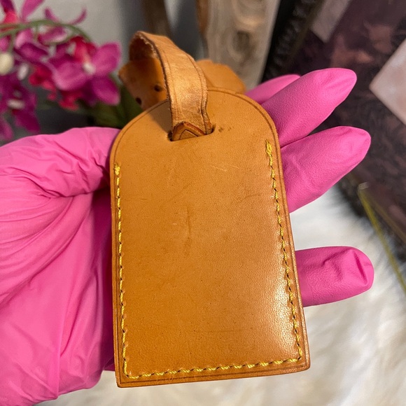Authentic Louis Vuitton  leather Luggage tag bag charm - Picture 7 of 10